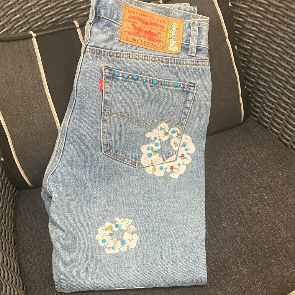 Levi's Unisex Light Blue Straight Leg Jeans with Embellishments
